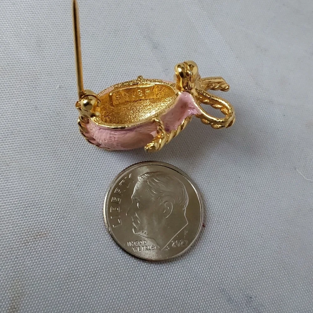 Marcel Boucher Vintage Enamel‎ 8817F Pin Brooch